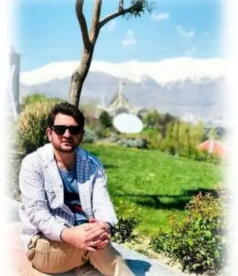 بهمن آذرنیوشان